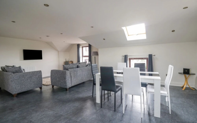 The Annexe, Melbourne House