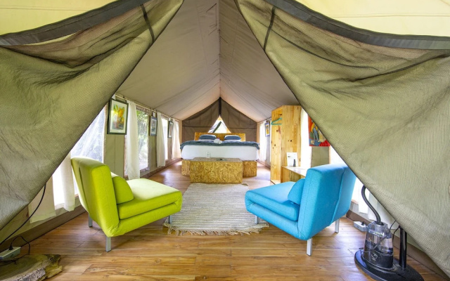 Libelula Lounge & Lodgings
