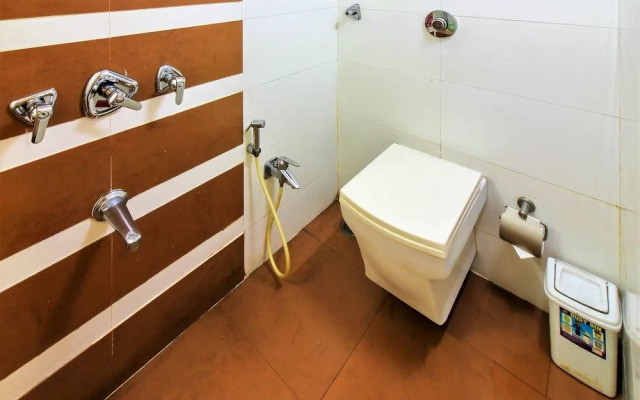 OYO Flagship 425 Hotel Wanton House