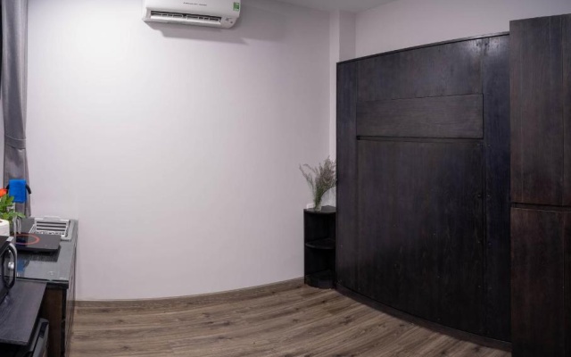Brand New Cozy Home in D1 wBalcony – Guest Rooms – Ho Chi Minh City