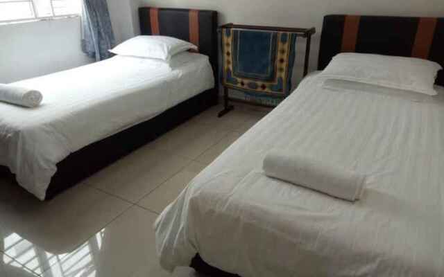 Hotel Mutiara KGMMB