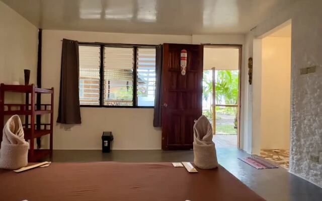Playa Del Fuego Beach Hostel and Resort