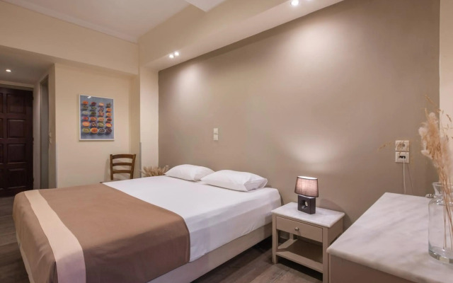 Yria Hotel