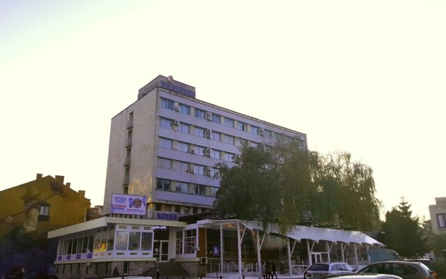 Hotel Rahovets