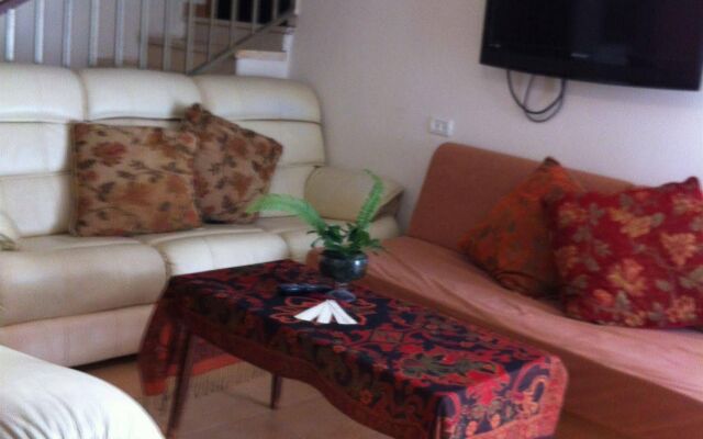 Arbel Guest House Shavit Family