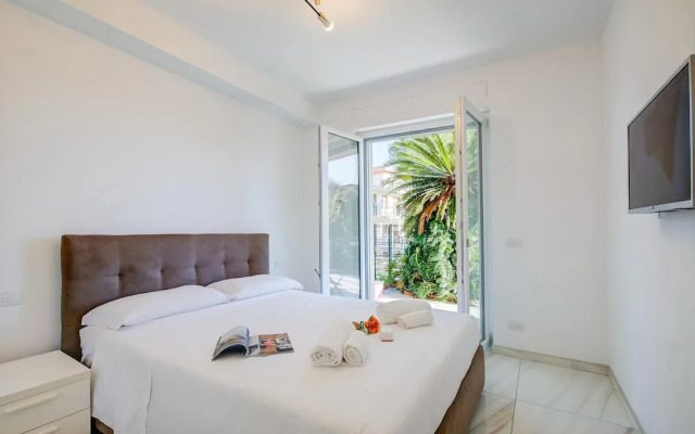 Beachy Vibes- 900m From the Beach