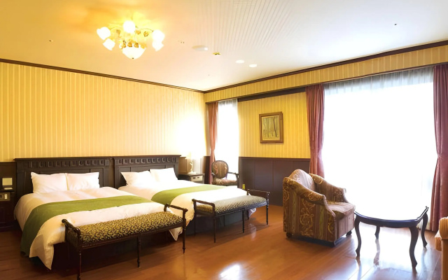 Old England Dogo Yamanote Hotel – Guest Rooms – Matsuyama