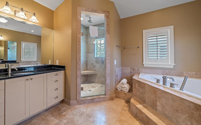 Sea Esta 4 Bedroom Home