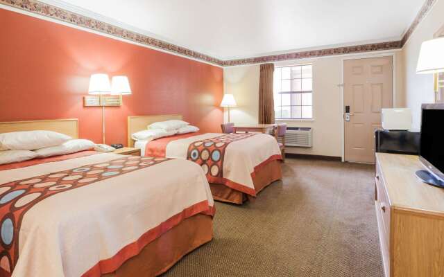 Super 8 by Wyndham Mount Vernon