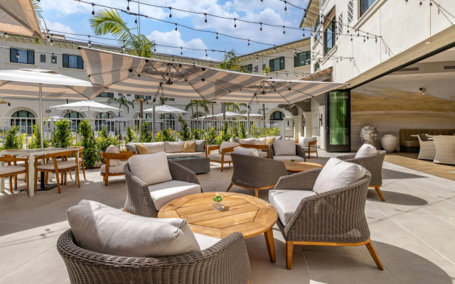 Cambria Hotel Calabasas - Malibu