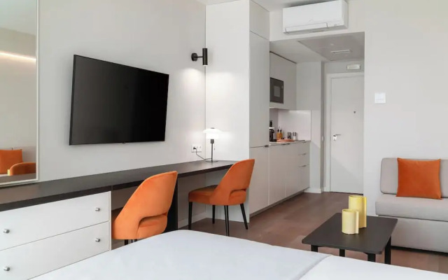 limehome Lisbon Defensores de Chaves