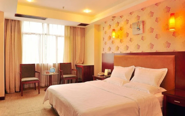 Kaiserdom Hotel Huakai