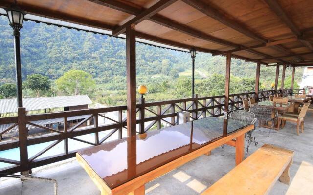 Yotai Spring Guest House