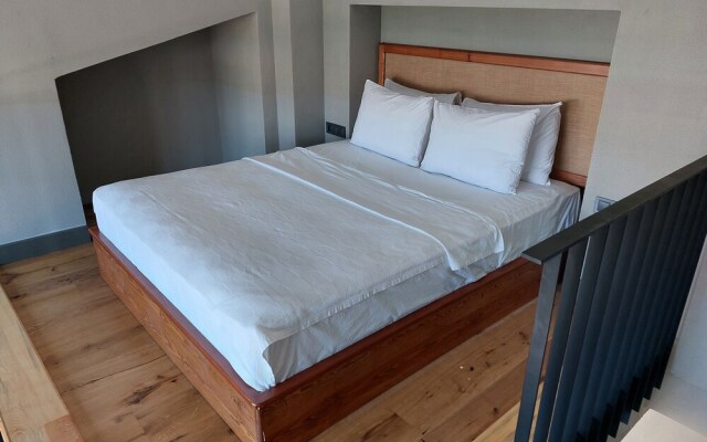 Soas Suites