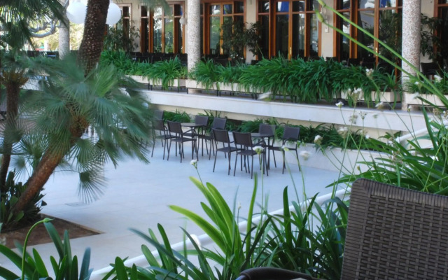 Hotel Los Robles