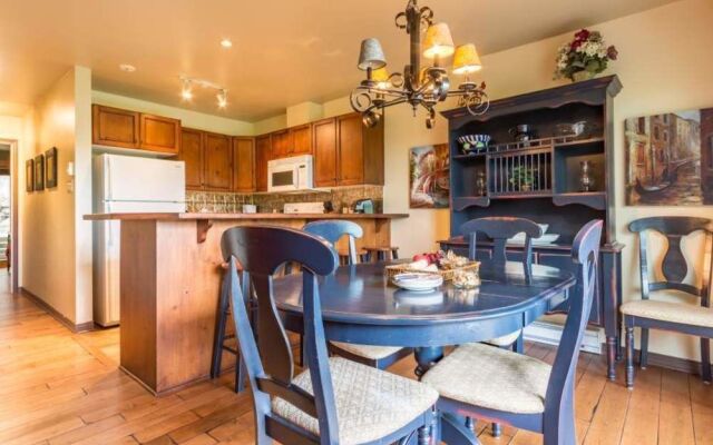 Haut-Bois by Tremblant Sunstar