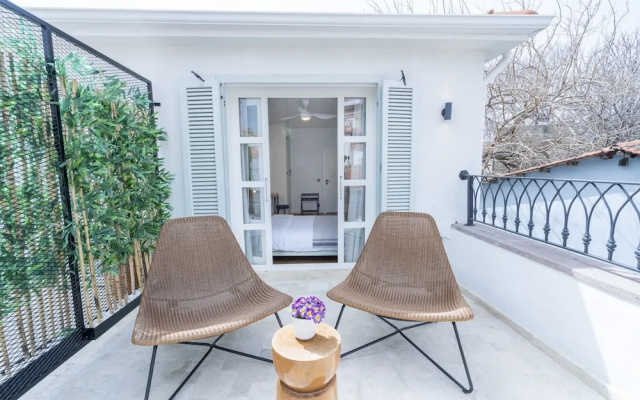 Min Ayvalık (Adults Only +12)