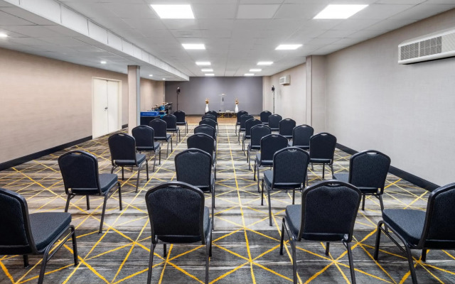Holiday Inn Poughkeepsie