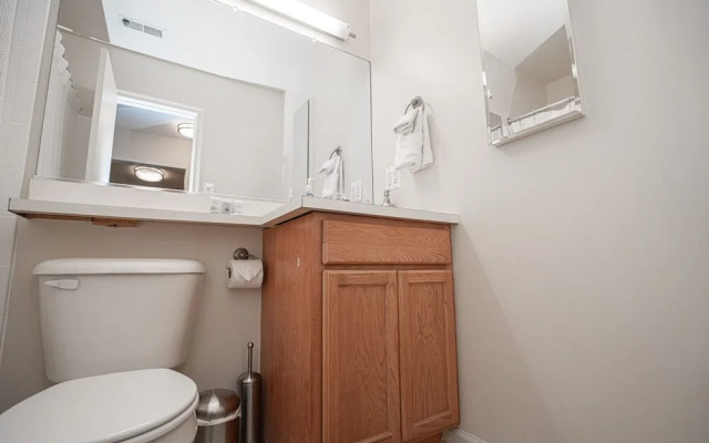 SoBe 7th St. Apartments