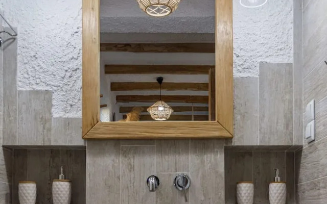 Lithos Messolongi Paradise - A Luxurious Retreat