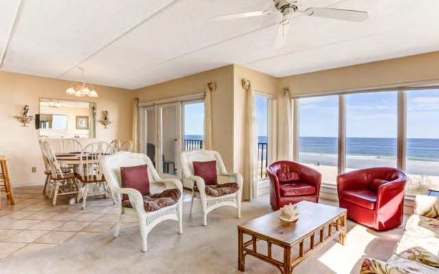 Oceans of Amelia Condos