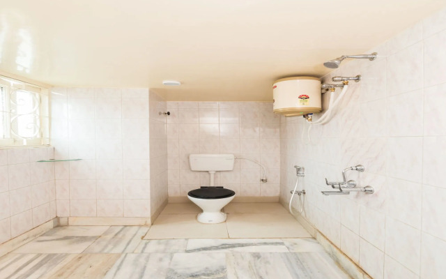 Hotel Penguin by OYO Rooms