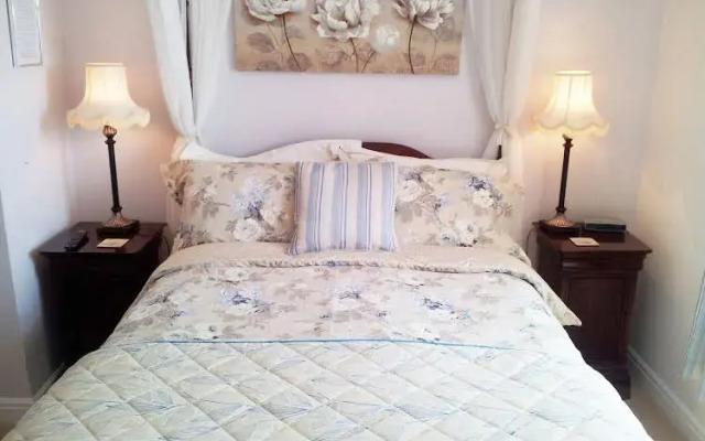 Cranleigh Bed  Breakfast