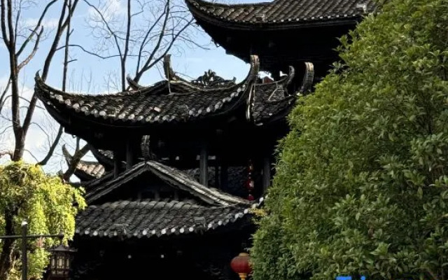 Yongshun Minzu Hotel