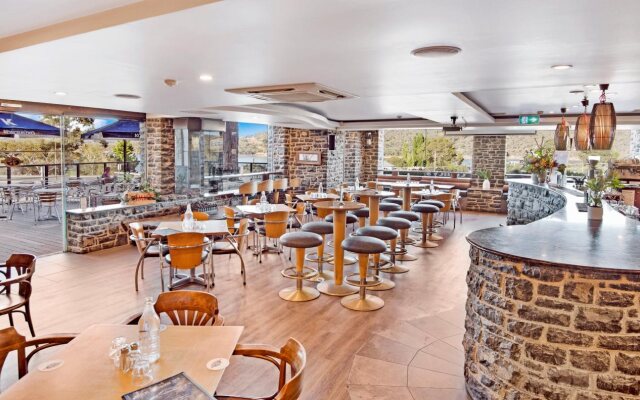 Banjo Paterson Inn