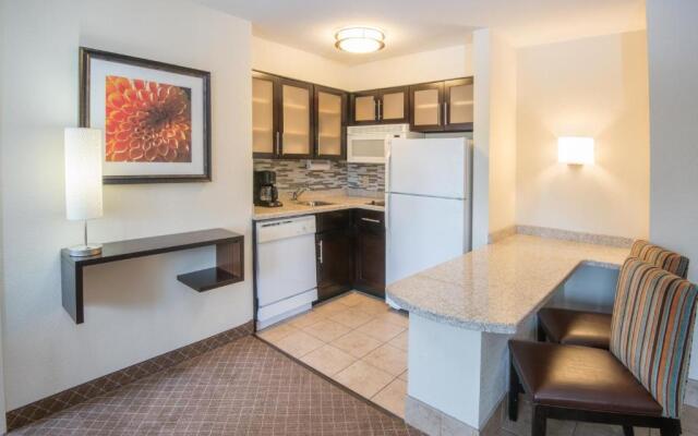 Staybridge Suites Columbus-Airport, an IHG Hotel