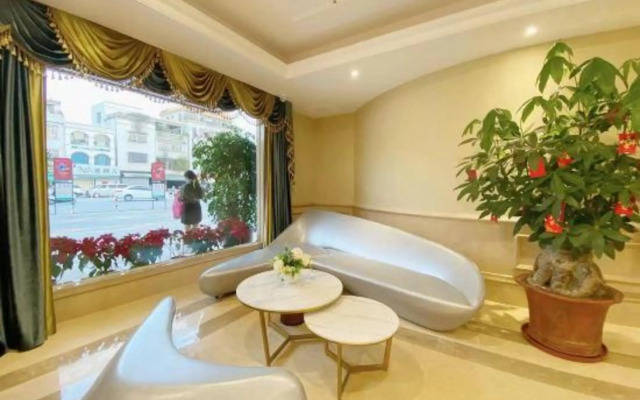 Vienna 3 Best Hotel (Shantou Chenghai Bus Terminal)