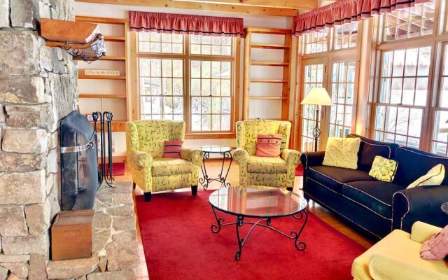 Lake Retreat by Bretton Woods Vacations