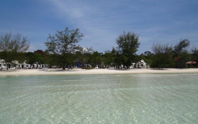Moonlight Resort