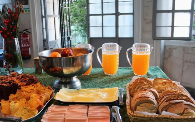 Sant Jordi Hostels Lisbon