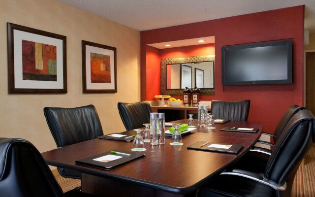 Courtyard by Marriott Sacramento Airport Natomas