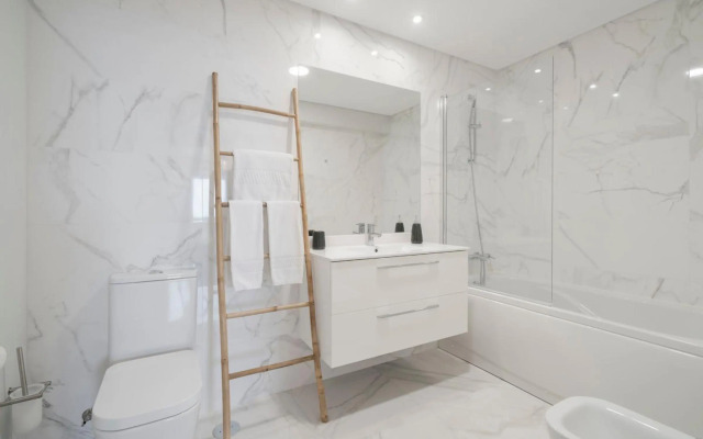 Alameda Formosa I by An Island Apart