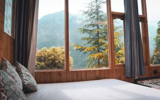 WOW Treehouse & Cottages