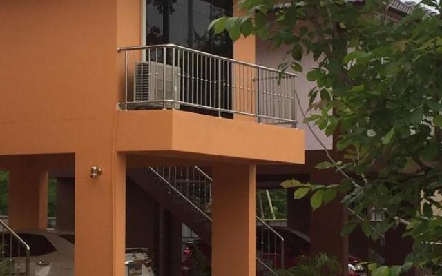 Lampang Ngeng Na Home