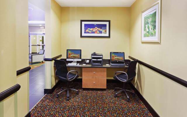 La Quinta Inn & Suites by Wyndham Tulsa - Catoosa Route 66