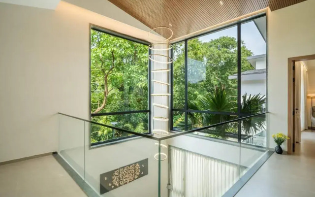 Cloud7 Waves Luxury 4 BHK Villa by Elivaas