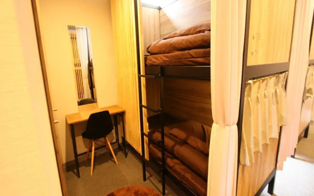 Namba Guesthouse HIVE - Hostel