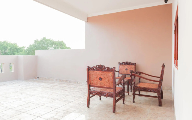 Hotel O Axl Residence