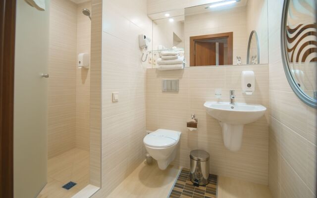 Abri Hotel