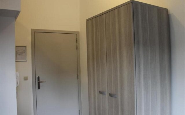 13 O'clock Hostel