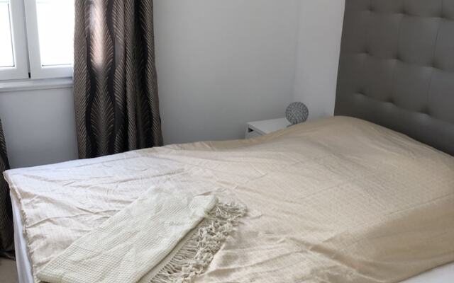 Puerto Rico Big 90 Sqm 3 Bedroom Apartment