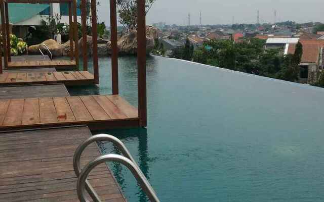 DOUBLE TREE Grand Kamala Lagoon