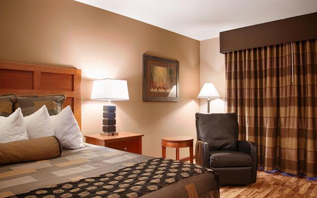 Best Western Plus Bloomington Hotel