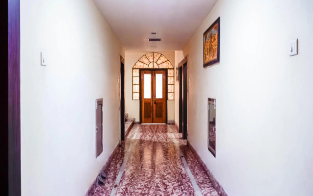 Oyo Flagship Rpr269 Hotel Shubham Palace