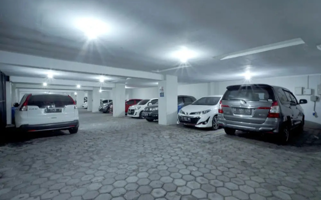 Dparagon Bukit Sari