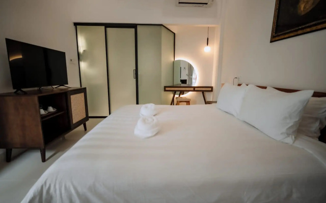 Hue Riverside Villa